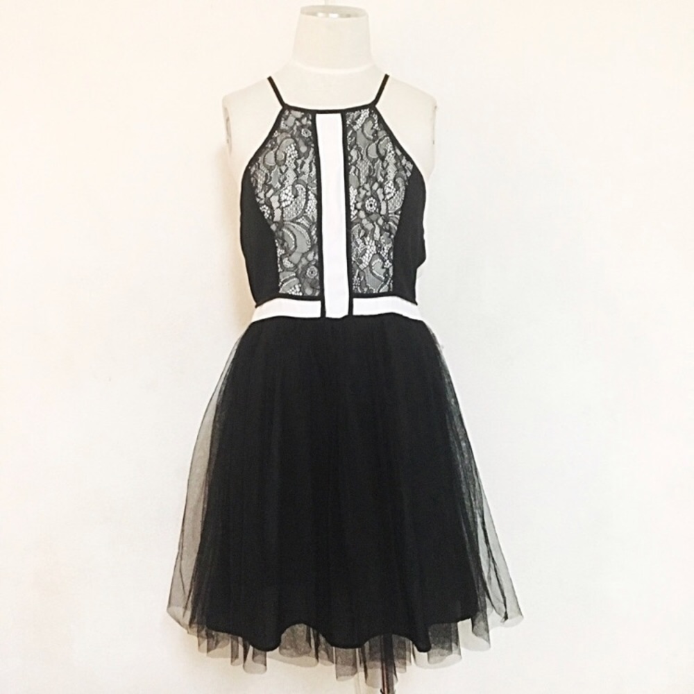 Formal/Homecoming Dress High Neckline
